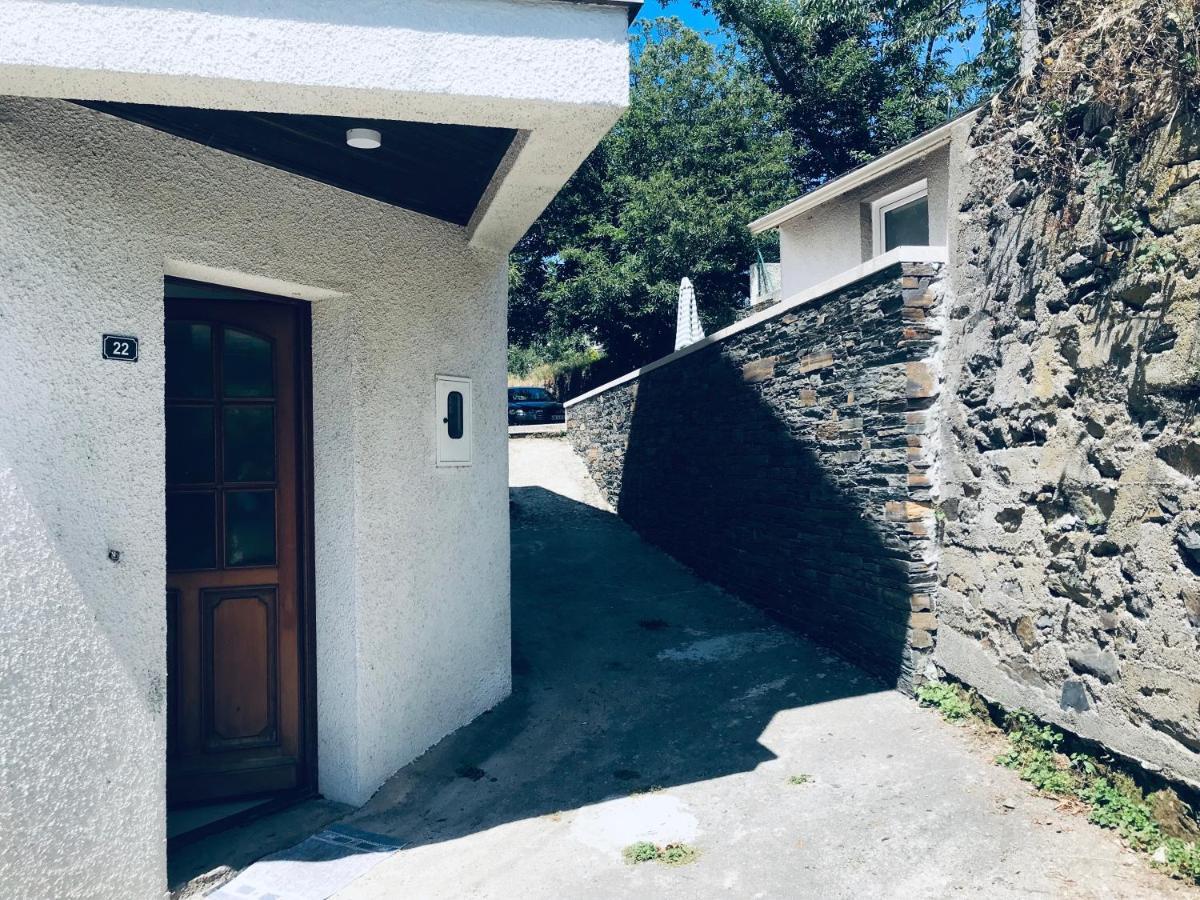 Duplex House Un Center Village Campea Exterior foto